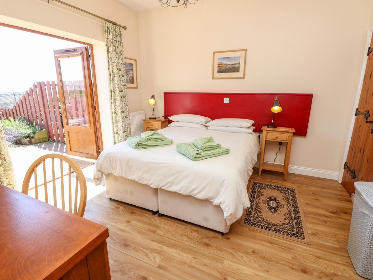 3 The Stables Villa Havenstreet  Dış mekan fotoğraf