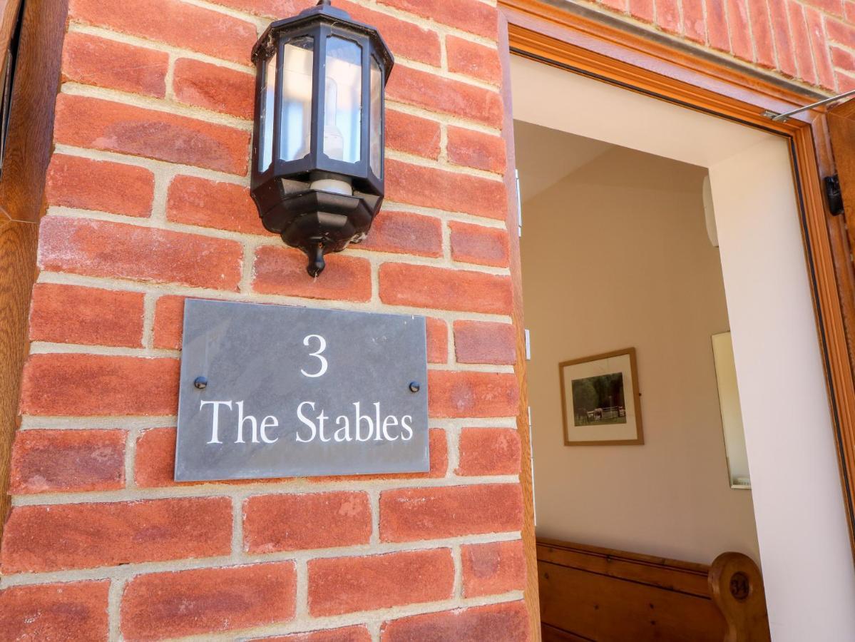 3 The Stables Villa Havenstreet  Dış mekan fotoğraf